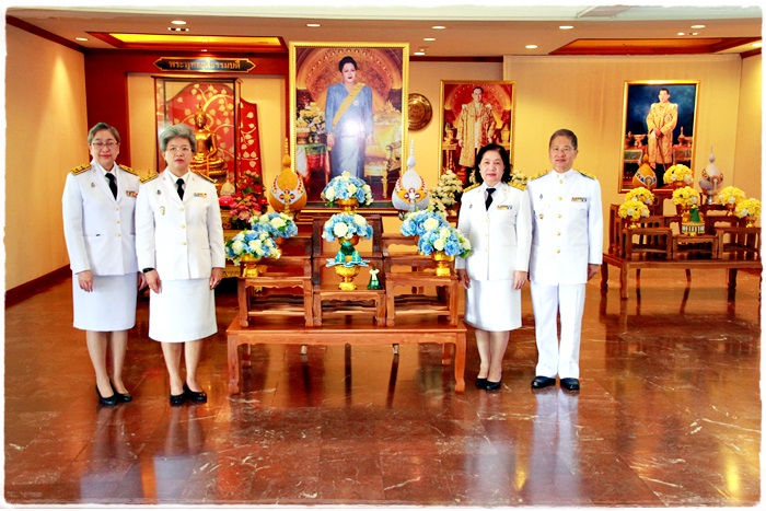 ﻿กรมบังคับคดีจัดพิธีลงนามถวายพระพรชัยมงคล สมเด็จพระนางเจ้าสิริกิติ์ พระบรมราชินีนาถ ในรัชกาลที่ 9 เนื่องในโอกาสวันเฉลิมพระชนมพรรษา 85 พรรษา 12 สิงหาคม 2560